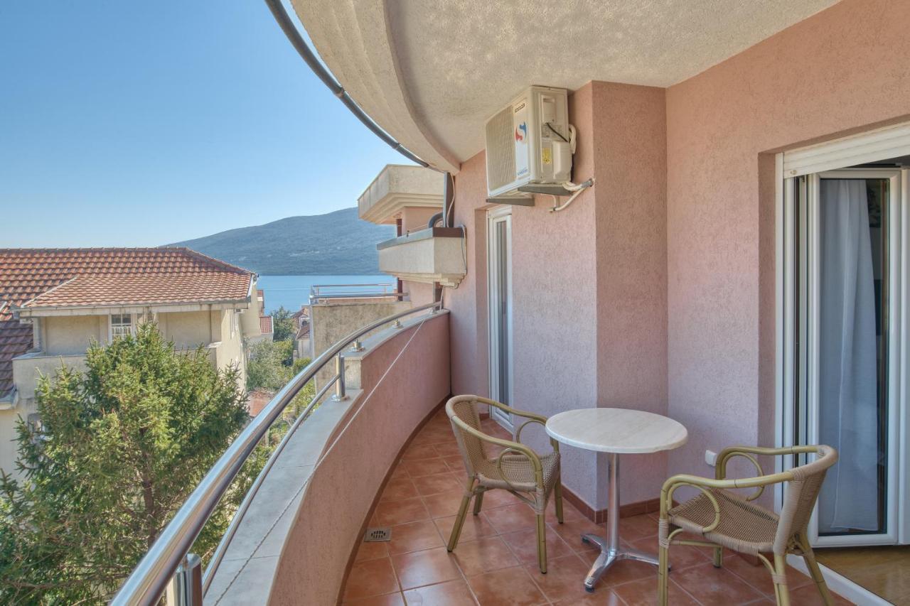 Garni Hotel Milica Herceg Novi Bagian luar foto