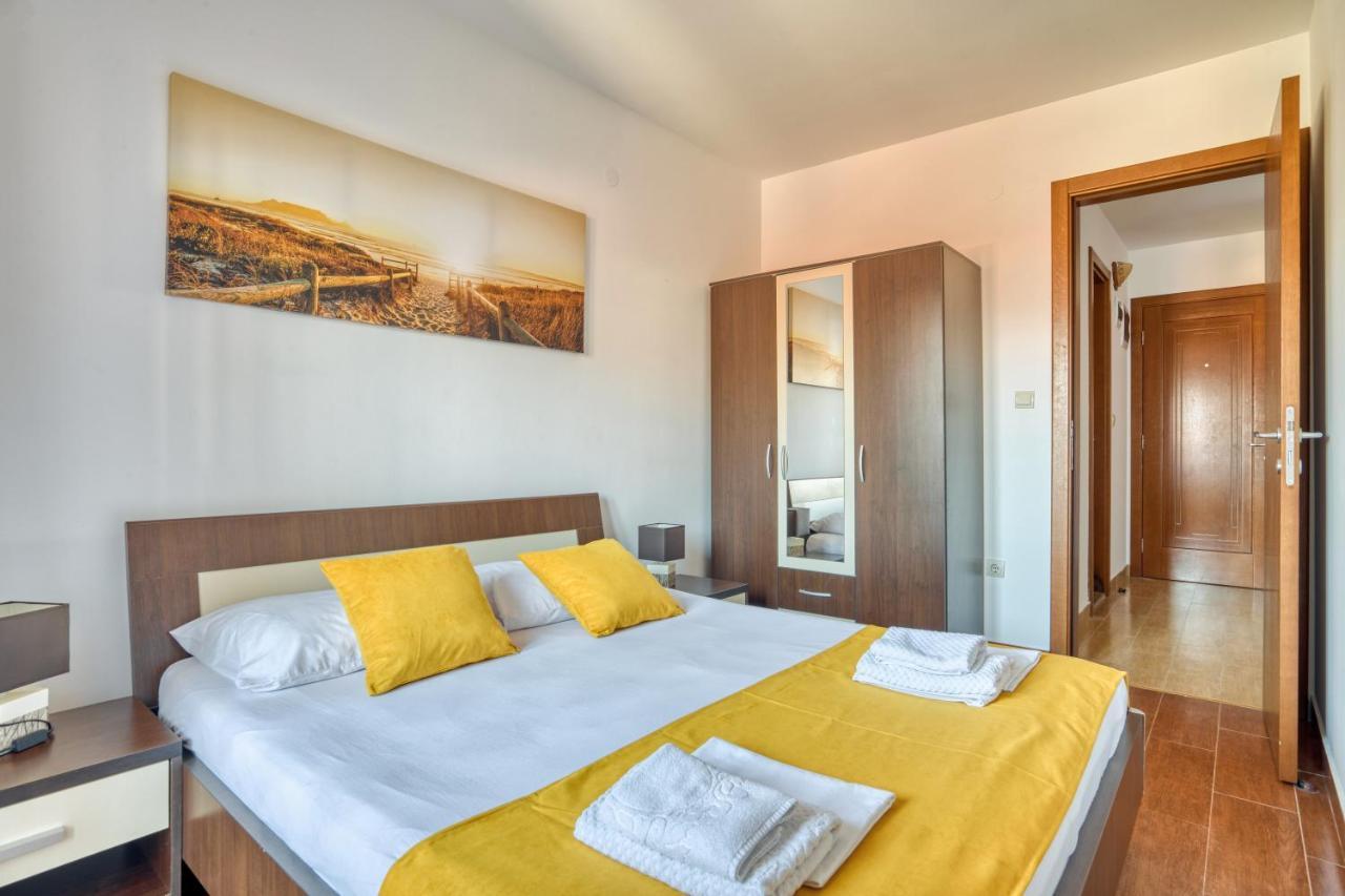 Garni Hotel Milica Herceg Novi Bagian luar foto