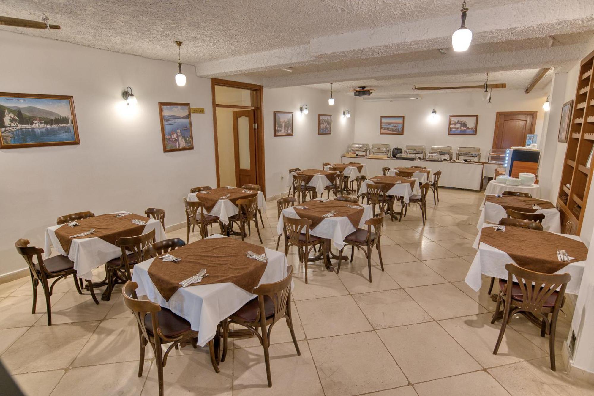 Garni Hotel Milica Herceg Novi Bagian luar foto