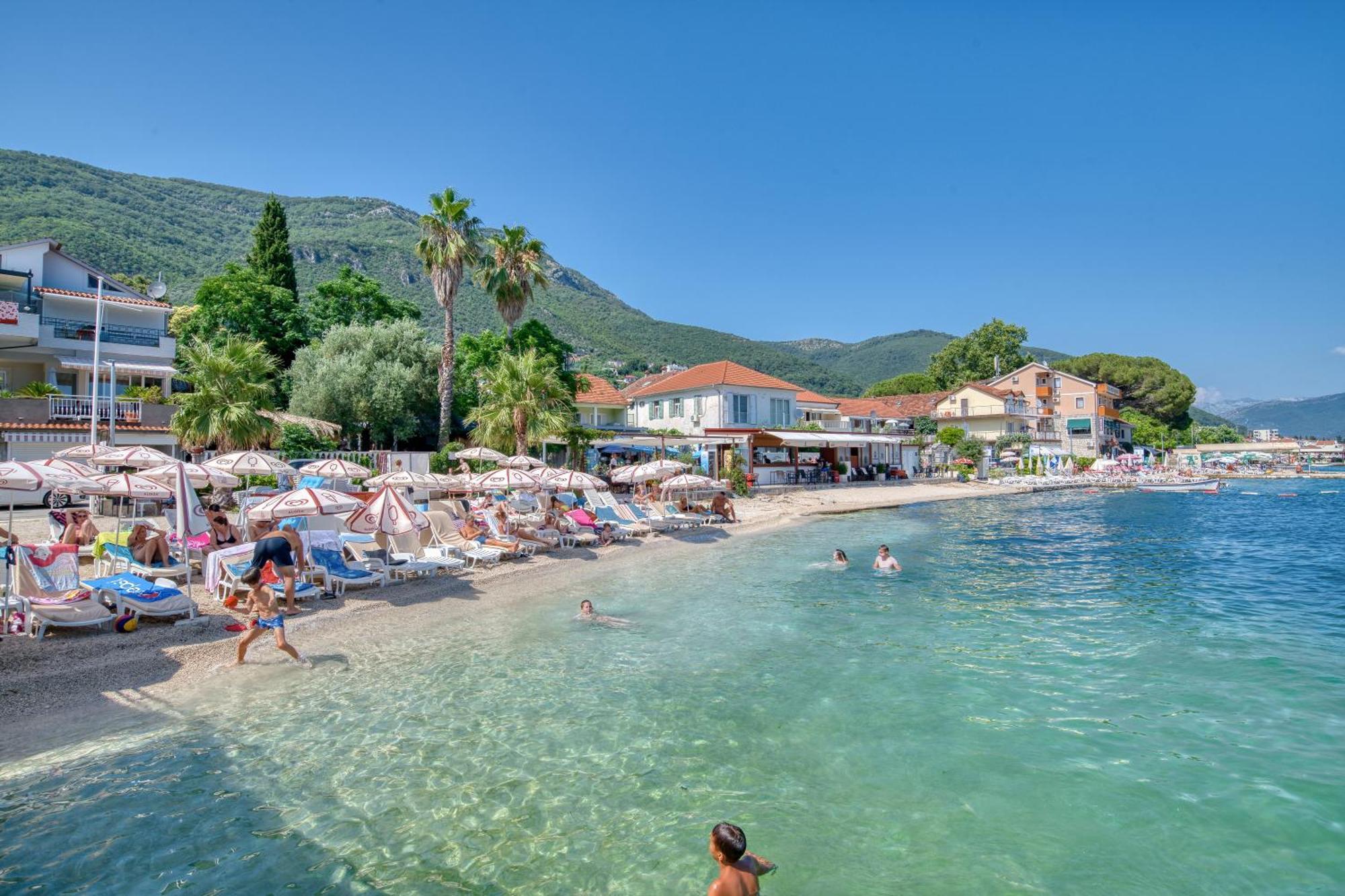 Garni Hotel Milica Herceg Novi Bagian luar foto