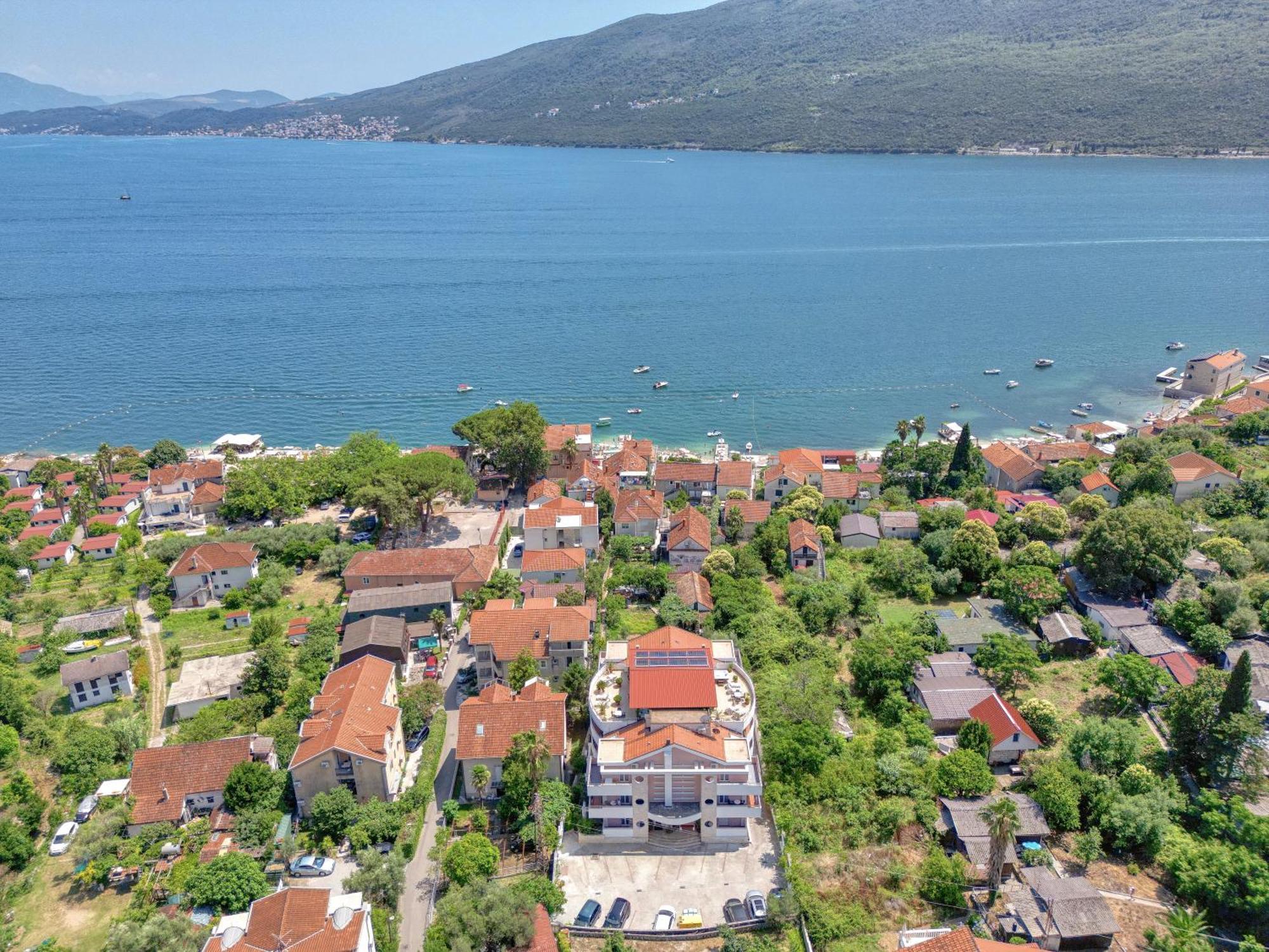 Garni Hotel Milica Herceg Novi Bagian luar foto