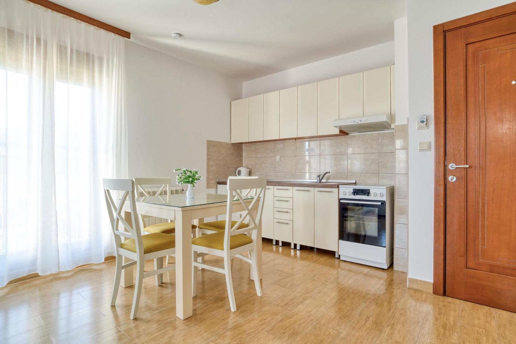 Garni Hotel Milica Herceg Novi Bagian luar foto