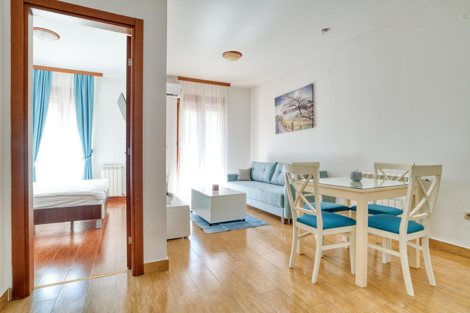 Garni Hotel Milica Herceg Novi Bagian luar foto