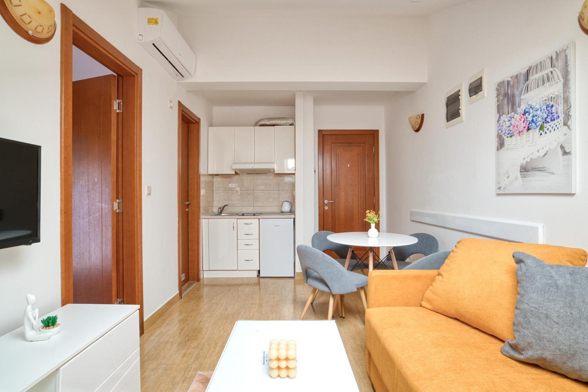 Garni Hotel Milica Herceg Novi Bagian luar foto